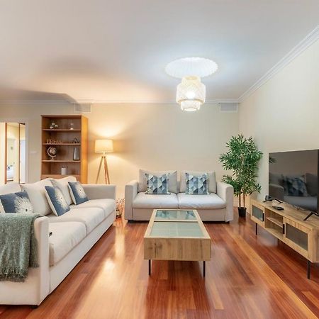 Akomodat En Apartamento En El Centro De Bilbao Con Parking Luaran gambar